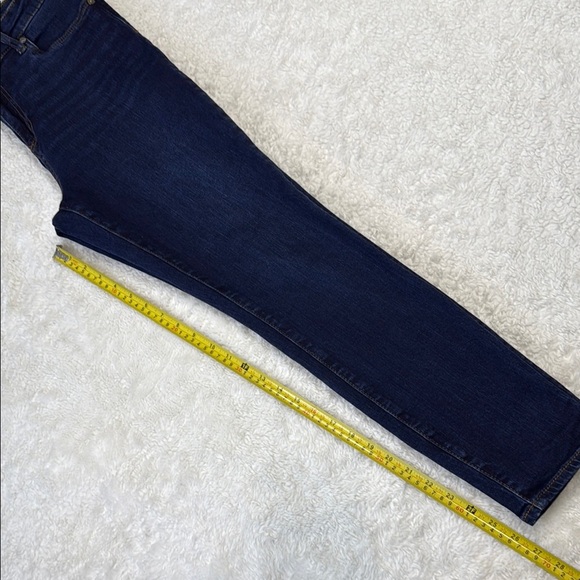 KUT FROM THE KLOTH | SIZE 8 | Dark Blue stretching Women's Jeans 👖 - Picture 8 of 10